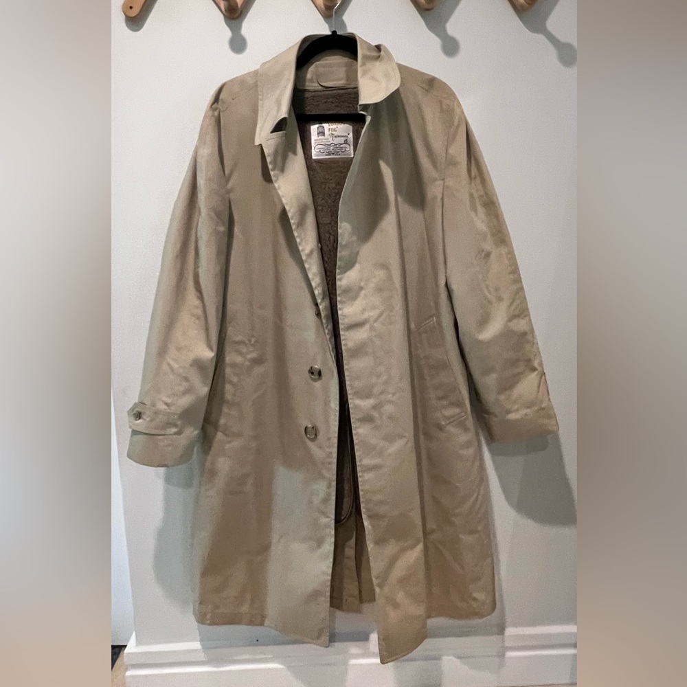 London Fog coat size 40 men’s with removable liner